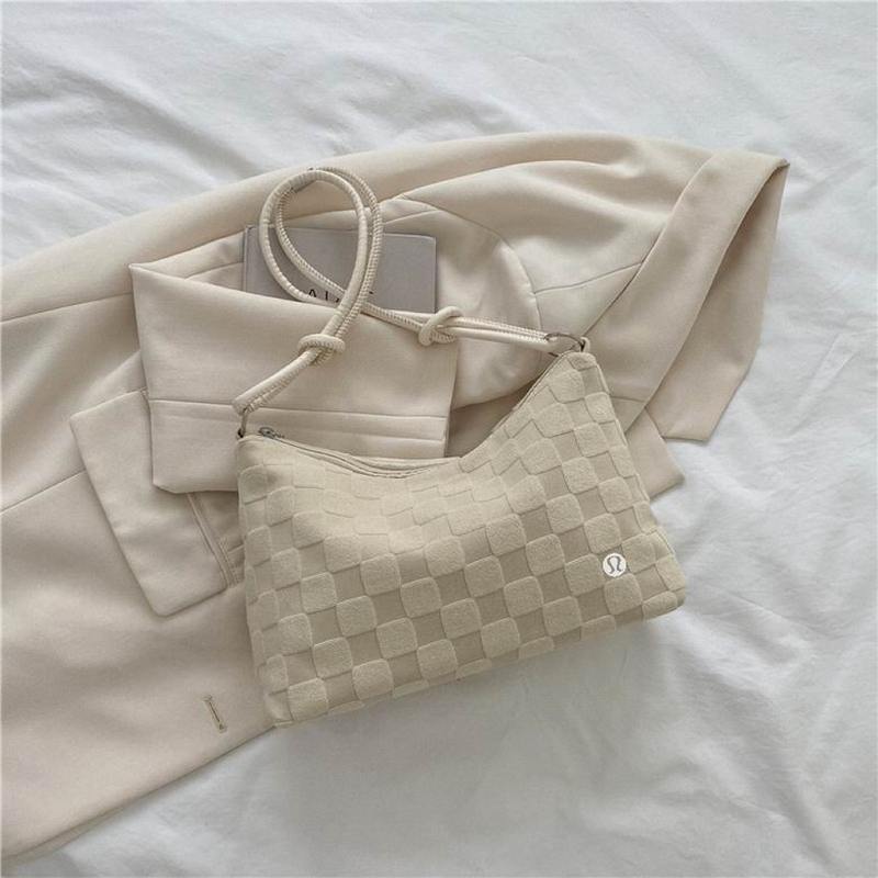 Lululemon Handbags 635